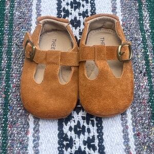 THEE BRON  baby moccasin, leather shoes